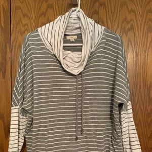 Cupio Soft Stretch Sweatshirt Size XL